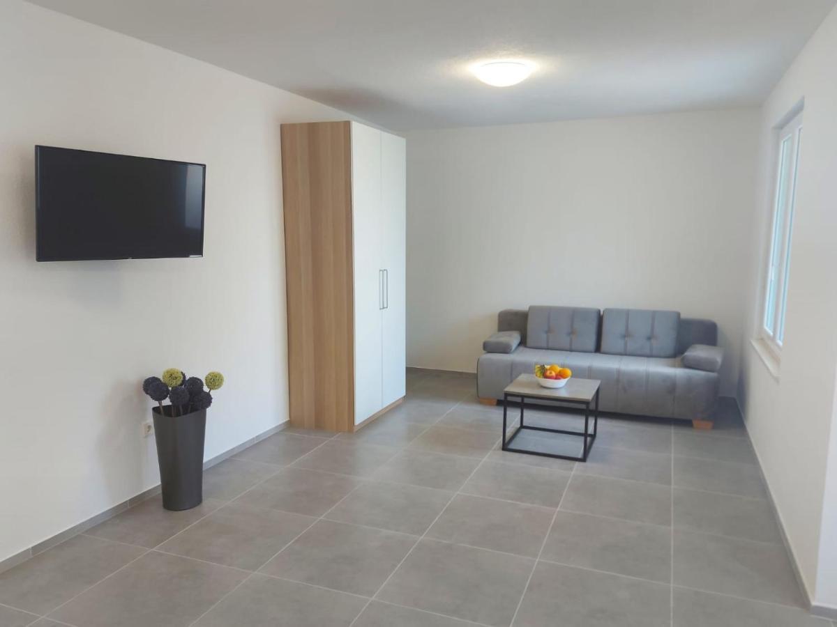 Apartments Neva Μακάρσκα Εξωτερικό φωτογραφία